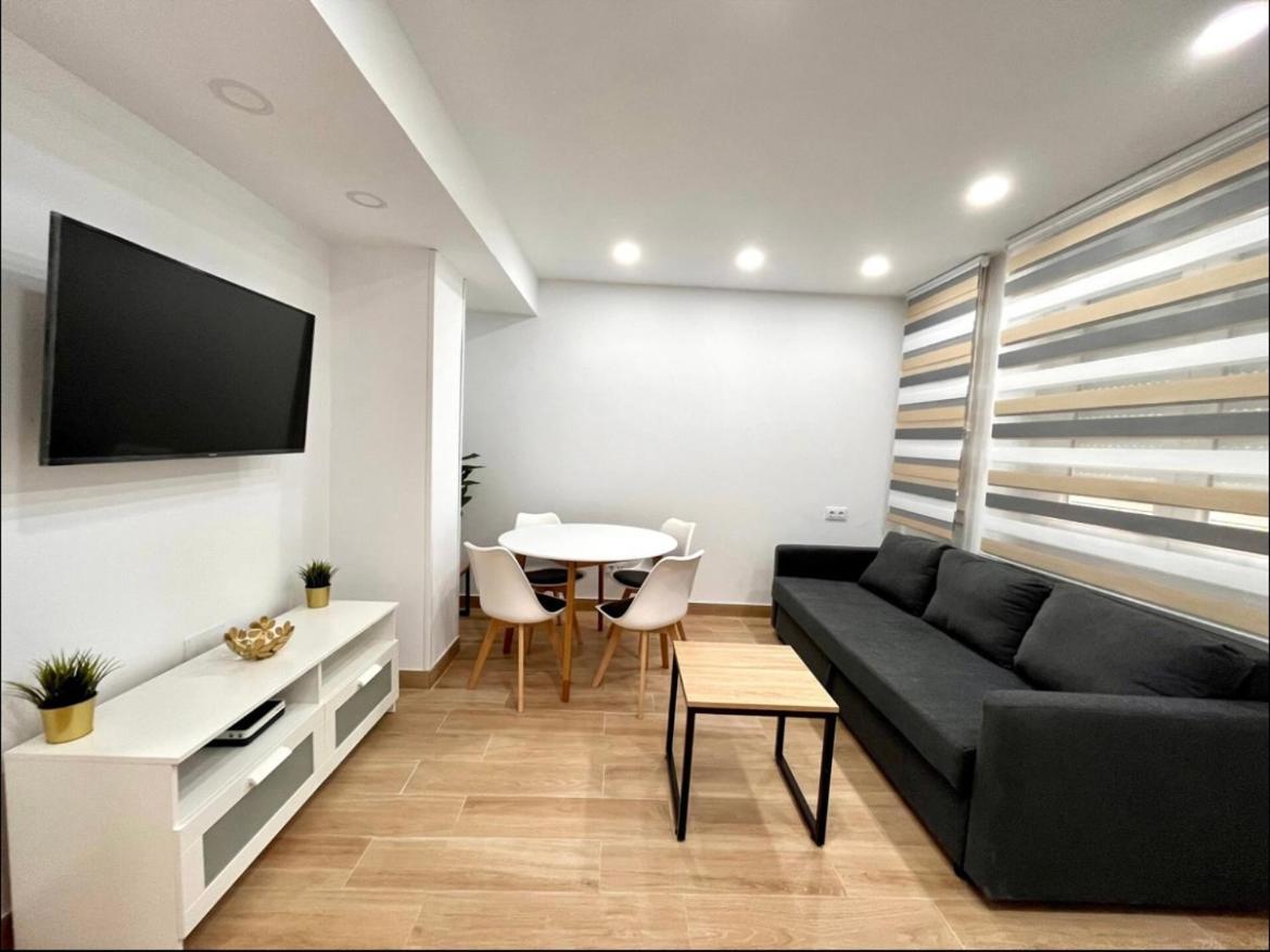 Maximilian Dreams Apartment Madrid Exterior photo
